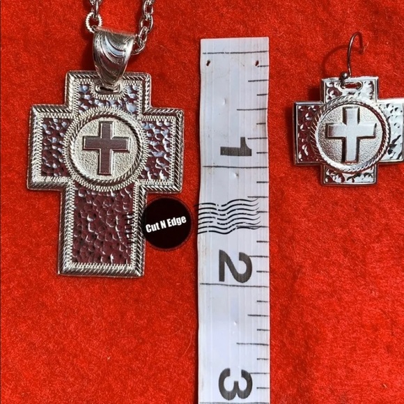 Montana Silversmith Cross Jewelry Set - Picture 3 of 5